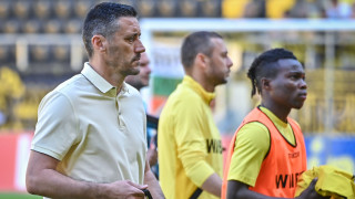 Ботев Пд е на път да се простреля в крака