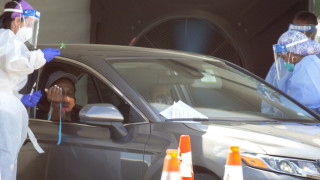 отбелязаха над 200 хиляди смъртни случая от коронавирус според Worldometer