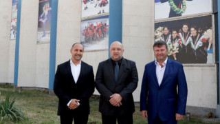 Чрез създаването на по добри условия за тренировки и състезания се