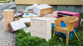 Основно разчистване и преподреждане на дома винаги ни се е