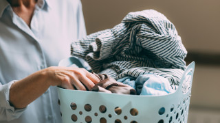 Ясно ни е че почти няма как когато извадим дрехите