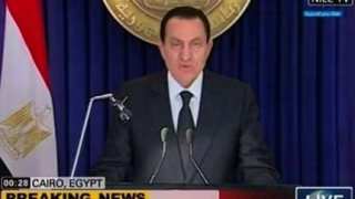 Хосни Мубарак се оттегли и като партиен лидер?