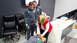 Треньорите от Детско юношеската академия на Лудогорец преминаха обучение за оказване