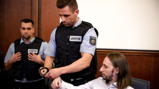 Извършителят на бомбената атака срещу автобуса на германския футболен отбор