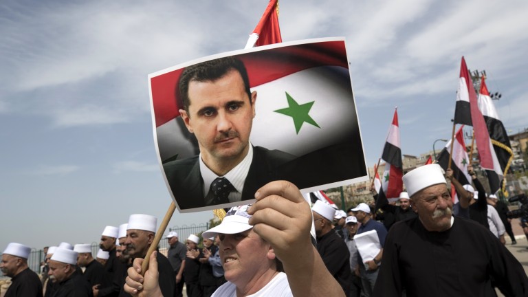Асад върна престижна награда на „робска” Франция