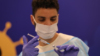 Израел е ваксинирал срещу коронавируса повече от 1 милион души
