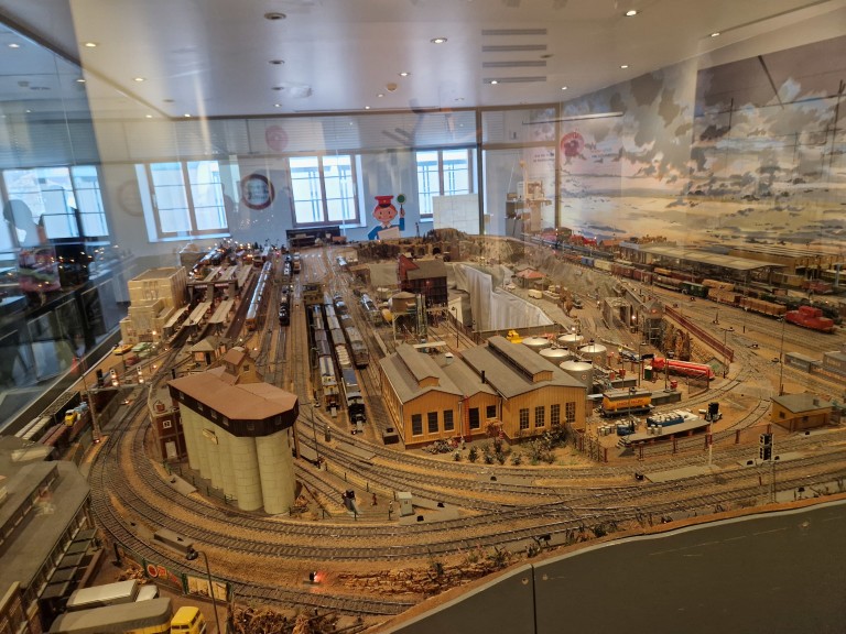 Влакова комбинация от Музея на играчките