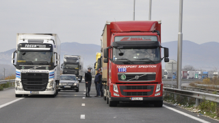 Натоварено е движението при граничните пунктове на българо турска граница отчитат