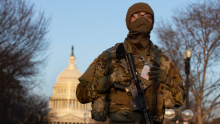 Министерството на отбраната на Съединените щати одобри одобри оставането на