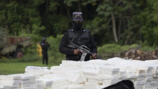 На филипинското крайбрежие откриха кокаин за $2,5 млн. 