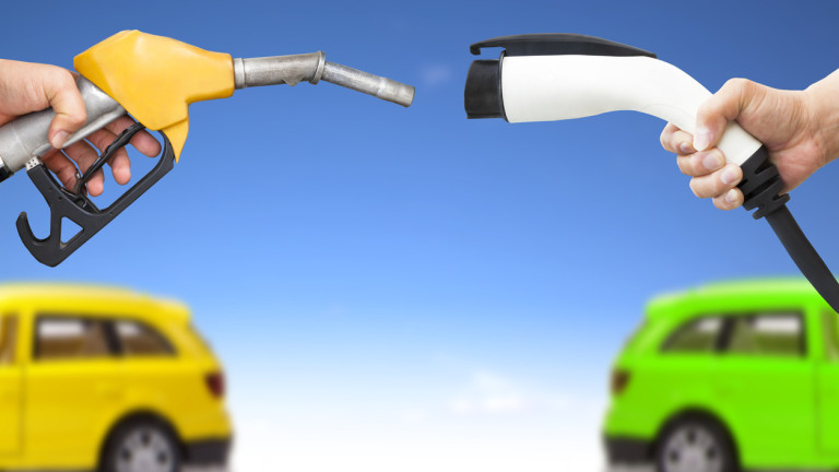 Електромобилите стават по-евтини от бензиновите до седем години