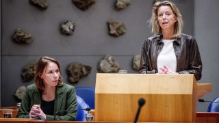 Министърът на отбраната на Нидерландия Кайса Олонгрен каза в петък