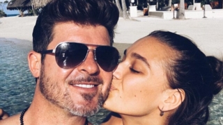 Певецът Робин Тик е на път да стане баща за