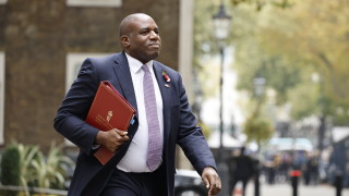 Британският външен министър Дейвид Лами каза в петък че той