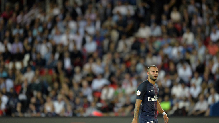 Оферта от Англия спасява ПСЖ от Хесе Родригес