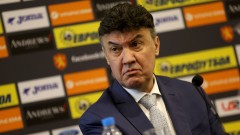 Представителят на FARE Павел Клименко: Българските ултраси мразят и президента Михайлов, наричат го Перуката