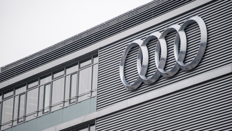 Audi, основният източник на приходи за Volkswagen Group, работи по