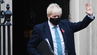 Великобритания отчита 18 950 нови случая с коронавирус и 136 загинали