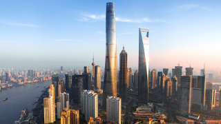 С каква скорост се движи най-бързият асансьор?