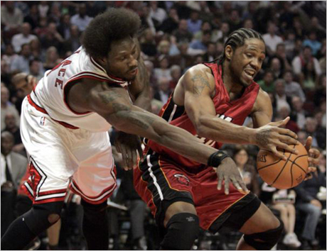 &bdquo;Биковете&rdquo; сразиха Маями и във втория мач