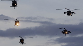 Филипините решиха да купят 16 хеликоптера UH 60 Black Hawk от