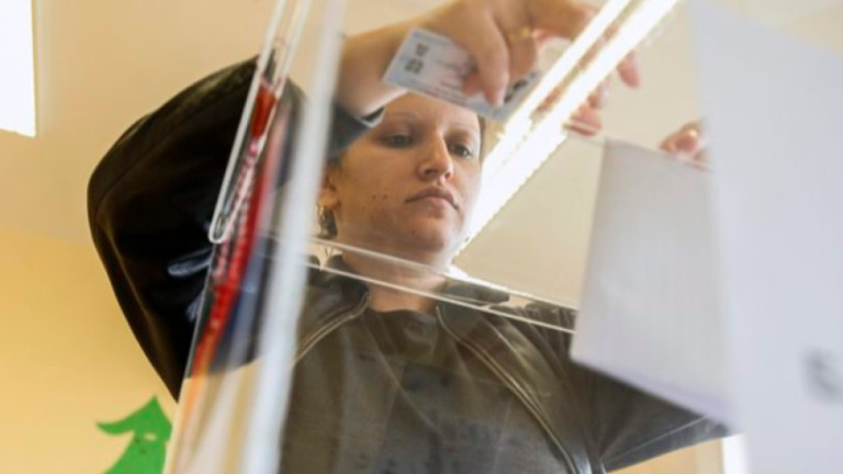 Данните за избирателната активност са нереалистични според Михаил Константинов