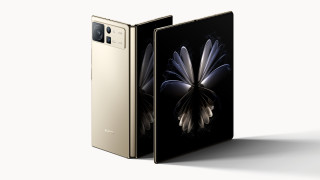 Xiaomi показва как би изглеждал сгъваемият телефон, ако Samsung имаше конкуренция
