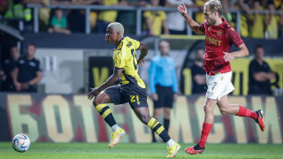 Бившият футболист на Ботев Пловдив Точукву Ннади подписа с френския гранд Олимпик Марсилия От