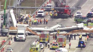 Мост се срути във Флорида съобщава АП Инцидентът става дни