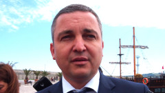 Иван Портних гласува за развитието на Варна