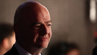 Дербито между Олимпик Марсилия и Лион беше отложено след като