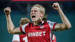 Две от звездите на ЦСКА ще бъдат до последно под