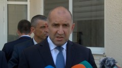 Румен Радев: България не е готова за еврото и управляващите го знаят