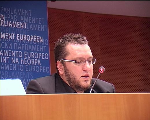 Мартин Карбовски говори пред Европарламента