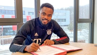 Байерн Мюнхен привлече швейцарския нападател Димитри Оберлин 23 годишният футболист подписа