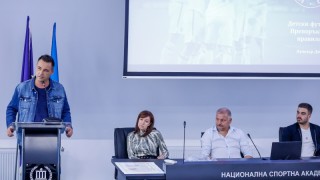 Главният методист на юношеските национални отбори Лъчезар Димов се срещна