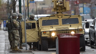 Втора нощ сблъсъци край Минеаполис след убийството на чернокож