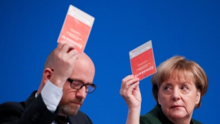 Партията на Меркел подкрепи по-строги правила при двойно гражданство