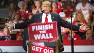 Мигрантският керван изглежда като инвазия Този коментар направи президентът на