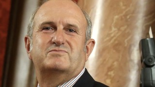 Специалният пратеник на македонското правителство за разрешаване на спора между