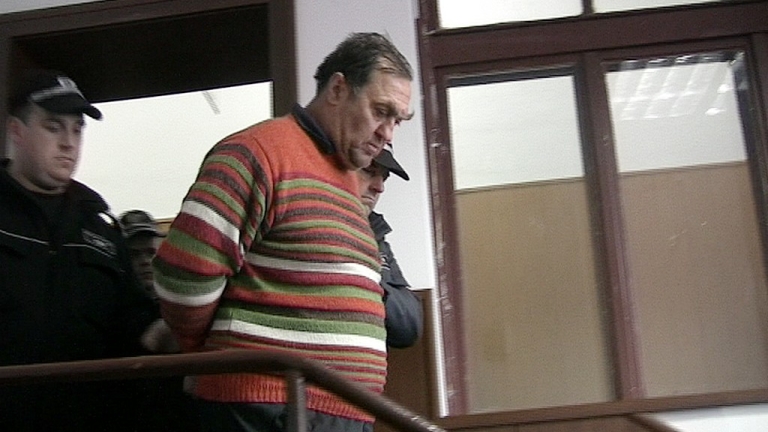 Иван Евстатиев оставен за постоянно в ареста