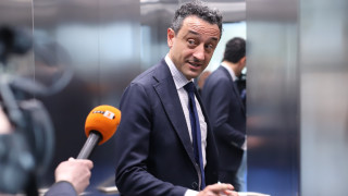 Даниел Лорер но остава част от парламентарната група на