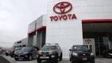  Toyota продава дял от главния си авто снабдител за $4,7 милиарда 