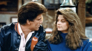 Тя става известна през 1987 г с участието си в