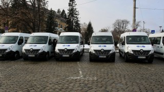 Създава се организация за придвижване и достъп до училищата за