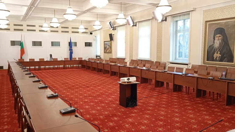 Залата за кабинет Габровски остана празна