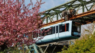 Независимо дали ги наричаме железници или железопътни линии всички сме