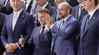 Българският парламент одобри в петък премахване на ветото на страната