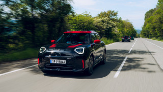 Продажбите на нови автомобили като цяло във Великобритания са нараснали