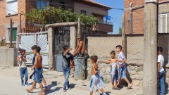 Медиатори убедиха над 60% от ромите да тестват децата им 